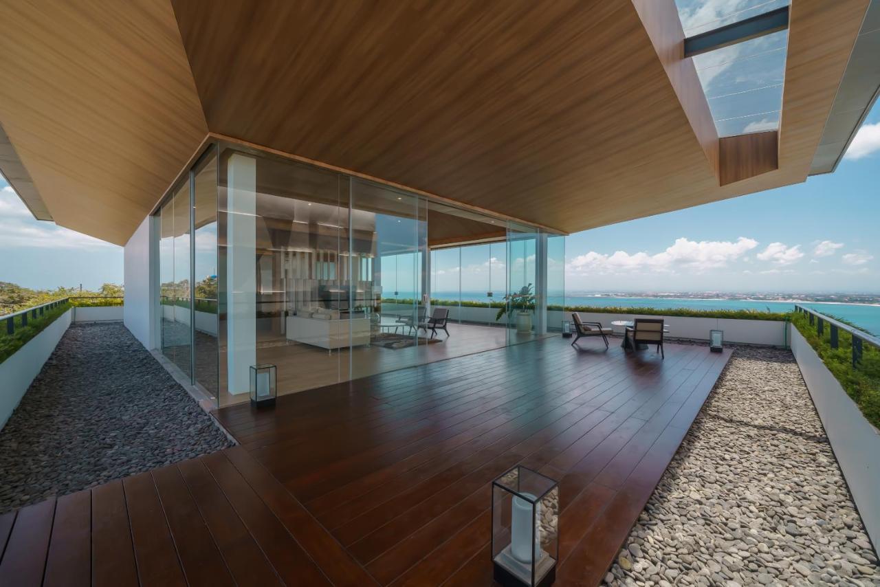 Beyond The Sea - Luxe Sea View Villa In Jimbaran المظهر الخارجي الصورة